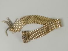 9ct yellow gold clip drop chain with dangling tassel. 40.5 grams Please note: not tested, hallmarks,