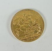 Edward V11 gold full sovereign, 1908 8 grams.