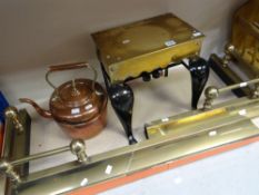 A BRASS & METAL FOOTMAN together with a brass fender