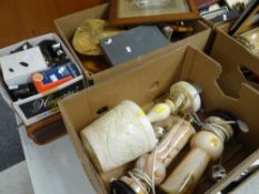 COLLECTION OF VARIOUS COLLECTABLES including wooden items, alabaster table lamps