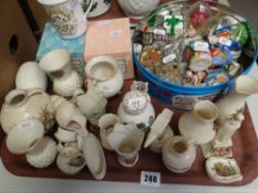 COLLECTION OF CRESTED WARE tin of small ornaments etc