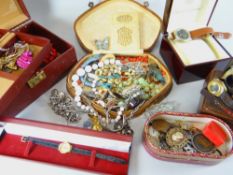 A BOX CONTAINING A LARGE ASSORTMENT OF COSTUME JEWELLERY AND SMALL ITEMS including an antique carved