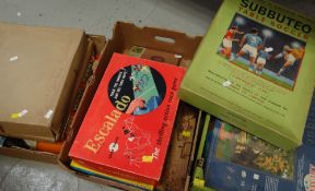 PARCEL OF VINTAGE CHILDREN'S BOXED GAMES including Subbuteo table soccer, Meccano etc