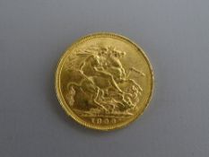 A 1900 VICTORIAN FULL SOVEREIGN, 8 grms