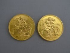 TWO 1913 GEORGE V FULL SOVEREIGNS, 16 grms