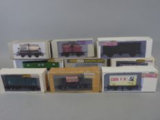 MODEL RAILWAY - Wrenn W4323P SR utility van 523805, W4635P Higgs light grey with coal, 16T mineral