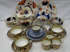 A probably first period Worcester crescent marked cup, saucer and plate, a selection of early