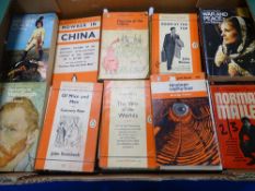 Quantity of vintage Penguin books - H G Wells 'The War of the Worlds', John Wyndham 'The Day of