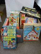 Quantity of vintage tabletop and board games including 'Merrit Magic Robot', 'Scoop', an