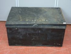 Vintage tin travelling trunk marked 'E Williams', 37 cms high, 76 cms wide, 49 cms deep, tin lined