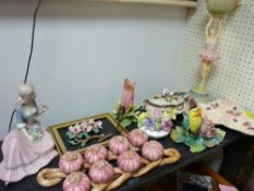 Valencia porcelain figurine, a composition ballerina comport and a collection of mainly