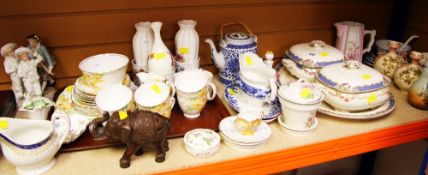 A QUANTITY OF MIXED CHINA AND POTTERY INCLUDING Standard china floral teaware ETC