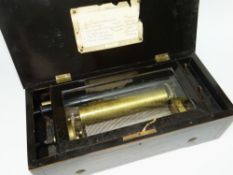ANTIQUE SWISS ROSEWOOD MUSIC BOX playing six airs as listed, the case with marquetry lid