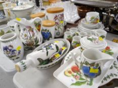 A QUANTITY OF PORTMEIRION TABLE AND KITCHENWARE