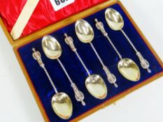 CASED SET OF SIX SILVER TEA-SPOONS 'Soldiers of the Queen'