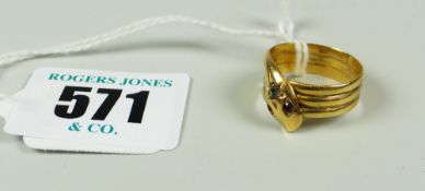 18CT GOLD DIAMOND AND RUBY (1 STONE MISSING) SNAKE DESIGN RING 3.9 GRAMS