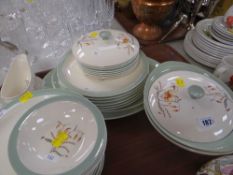 A QUANTITY OF WEDGWOOD 'TIGER LILY' DINNERWARE