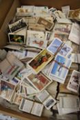 TRAY OF ASSORTED LOOSE CIGARETTE CARDS to include Wills, Players, Small Wonders ETC depicting