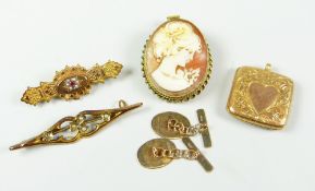 JEWELLERY COMPRISING 9 CARAT GOLD CAMEO BROOCH, two 9 carat gold bar brooches, 9 carat gold heart