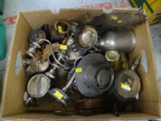 BOX OF EPNS & OTHER METALWARE