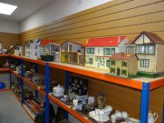 LARGE QUANTITY OF DOLLS HOUSES & FURNITURE ETC