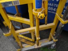 PAIR OF LIFTINGEAR HYDRAULIC MANUAL FURNITURE MOVERS