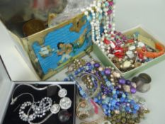 PARCEL OF MIXED JEWELLERY IN A VINTAGE BISCUIT TIN items in separate boxes and in plastic box,