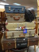 COLLECTION OF VINTAGE TRUNKS & SUITCASES