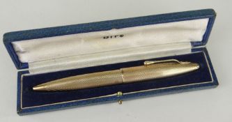 VINTAGE CASED 9CT GOLD 'BIRO' PEN