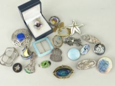 SILVER BROOCHES & OTHER JEWELLERY including enamel items, tortoiseshell and silver brooches, a