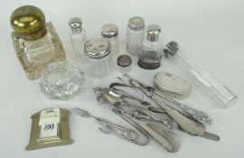 SILVER / PART-SILVER & OTHER ITEMS including silver hinging lid oval snuff box, silver handled