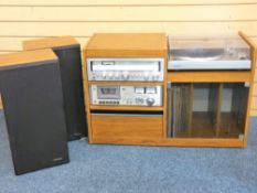 SANYO VINTAGE HIFI SYSTEM IN CABINET, speakers and quantity of records