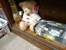 A BOXED ONYX COLLECTION Formula One Model of Damon Hill's Williams Renault FW18 A 2016 Christmas