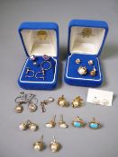 A PARCEL OF APPROXIMATELY TEN PAIRS OF YELLOW METAL & GOLD EARRINGS