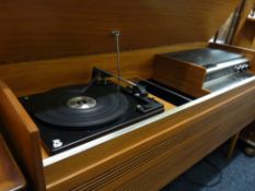 BUSH STEREO RADIOGRAM IN TEAK EFFECT CABINET E/T