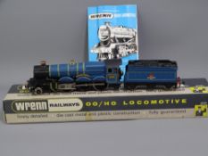 MODEL RAILWAY - WRENN W2223 Castle Class B R Blue 'Windsor Castle' (boxed), very good/excellent