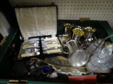 A BOX OF ASSORTED ELECTROPLATE AND SIMILAR ITEMS