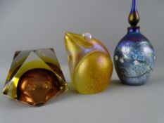 THREE PIECES OF COLLECTORS' GLASSWARE including an Okra iridescent scent bottle with stopper,