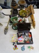 A MIXED GROUP OF MAINLY KITCHEN COLLECTABLES and a Bakelite box of nik naks