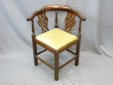 MAHOGANY CORNER CHAIR with pierced splat back