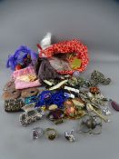 BOX OF COSTUME JEWELLERY & VINTAGE BUTTONS