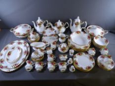 ROYAL ALBERT 'OLD COUNTRY ROSES' - approximately 67 pieces of tea/coffee/dinnerware
