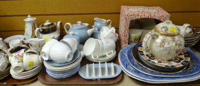 THREE TRAYS OF MIXED CHINA, mainly including Wedgewood 'Ice Rose', blue and white willow pattern