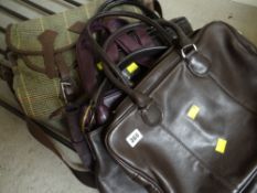 VINTAGE BAGS INCLUDING LEATHER (4)