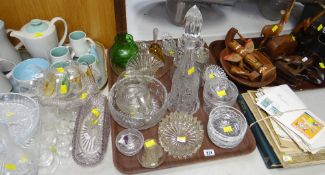 PARCEL OF GLASSWARE, BOOKS, RECORDS, STAMPS, CHINA, PICTURES ETC (proceeds to Wales Air Ambulance)