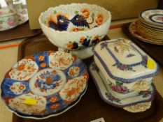 ANTIQUE FLORAL POTTERY SPODE TUREEN & STAND / TWO IMARI PLATES / GAUDY WELSH GRAPE PATTERN FRUIT