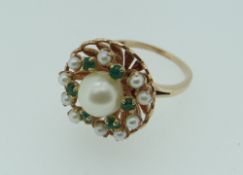 9CT (TESTED) GOLD PEARL SET RING, 8.4grams
