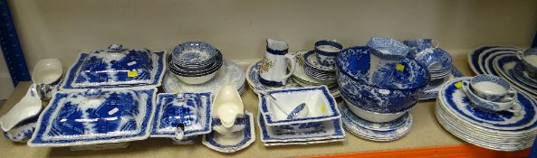 ASSORTED STAFFORDSHIRE BLUE & WHITE TABLEWARE