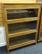 VINTAGE GUMM MAHOGANY THREE TIER LIBRARY BOOKCASE (Gumm being the maker's of Globe Wernicke) 87cms