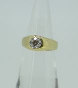 18CT YELLOW GOLD DIAMOND SOLITAIRE RING, the single stone approximately 0.7cts, 5.7 grams. Condition